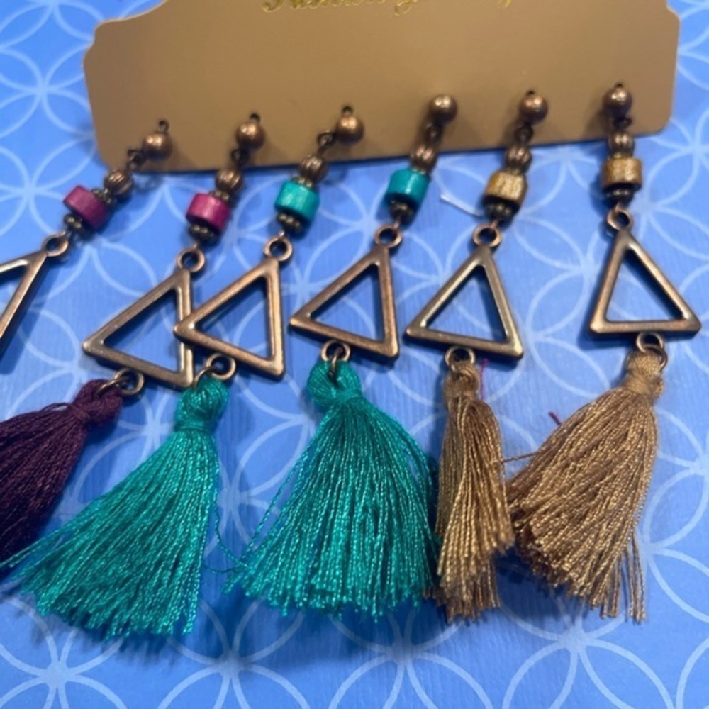 Boho Crocheted fringe Earrings pack of 3

Bohemian Long Tassel Earrings